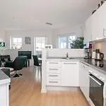 6 Person Retreat In *