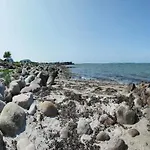 6 Person Retreat In 아파트 *