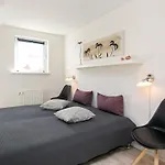 6 Person Retreat In * 보겐세